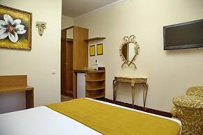 Boomerang Business Hotel