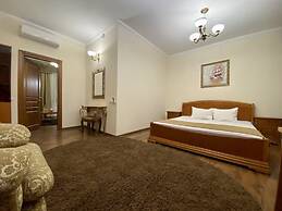 Boomerang Business Hotel