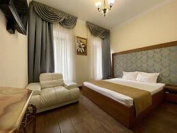 Boomerang Business Hotel