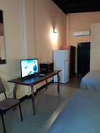 Las Cuevas Beach Lodge