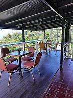 Las Cuevas Beach Lodge