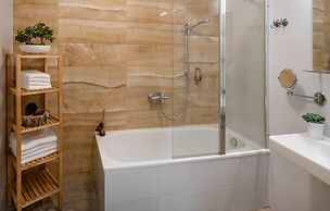 4 Trees Apartments by Adrez Living