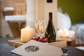 4 Trees Apartments by Adrez Living