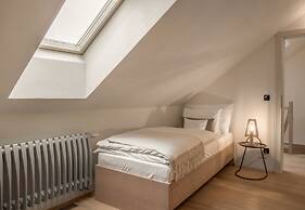 4 Trees Apartments by Adrez Living