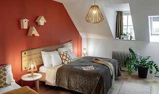 4 Trees Apartments by Adrez Living