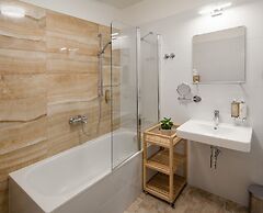 4 Trees Apartments by Adrez Living