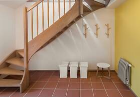 4 Trees Apartments by Adrez Living