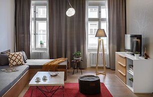 4 Trees Apartments by Adrez Living