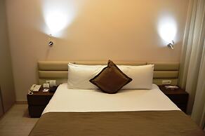 Country Lodge Hotel & Resort