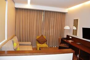Country Lodge Hotel & Resort