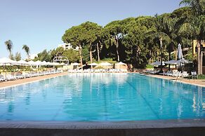 Country Lodge Hotel & Resort