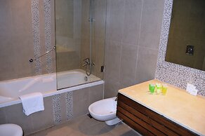 Country Lodge Hotel & Resort