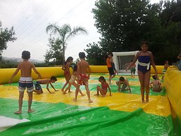 Country Lodge Hotel & Resort
