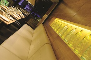 Country Lodge Hotel & Resort