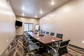 Cobblestone Hotel & Suites – Stevens Point
