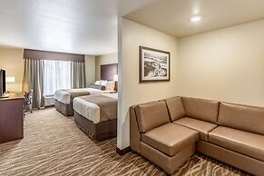 Cobblestone Hotel & Suites – Stevens Point