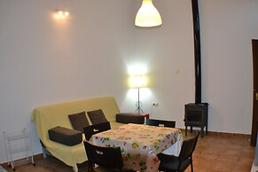 Casas María Carmona