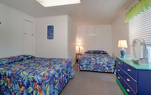 Carriage House Motel Cottages & Suites