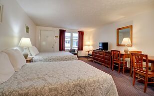 Carriage House Motel Cottages & Suites