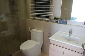 Baan Thew Talay Blue Sapphire