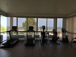 Baan Thew Talay Blue Sapphire