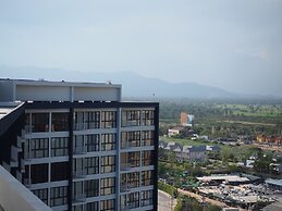 Baan Thew Talay Blue Sapphire