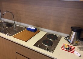 Baan Thew Talay Blue Sapphire