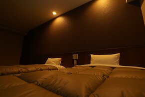 The Base Sakaihigashi Apartment Hotel