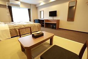 The Base Sakaihigashi Apartment Hotel