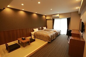 The Base Sakaihigashi Apartment Hotel