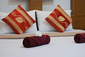 Lanta Nature Beach Resort