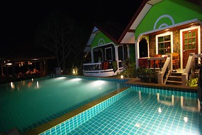Lanta Nature Beach Resort