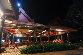 Lanta Nature Beach Resort