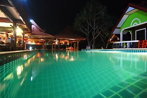 Lanta Nature Beach Resort