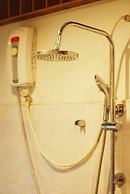 Lanta Nature Beach Resort