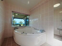 Nagahama Beach Resort Kanon