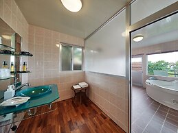 Nagahama Beach Resort Kanon