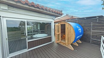 Nagahama Beach Resort Kanon