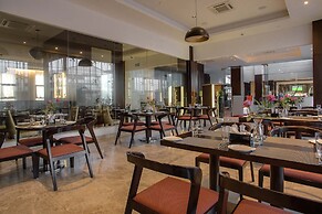 Crowne Plaza Nairobi Airport by IHG