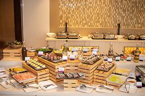 Crowne Plaza Nairobi Airport by IHG