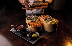 Crowne Plaza Nairobi Airport by IHG