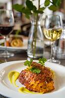 Crowne Plaza Nairobi Airport by IHG