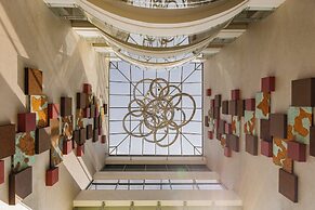 Crowne Plaza Nairobi Airport by IHG