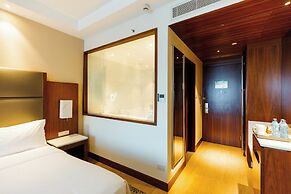 Crowne Plaza Nairobi Airport by IHG