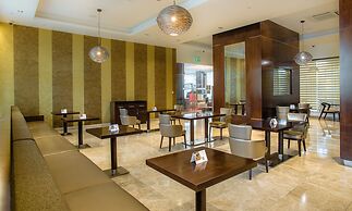 Crowne Plaza Nairobi Airport by IHG