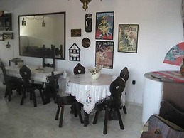 Skiathos Holiday House