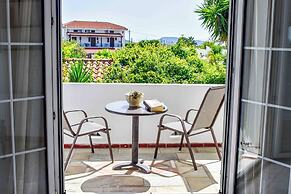 Skiathos Holiday House