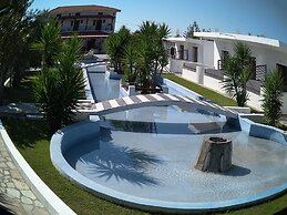 Skiathos Holiday House