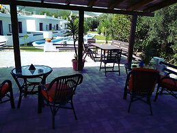Skiathos Holiday House