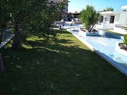 Skiathos Holiday House